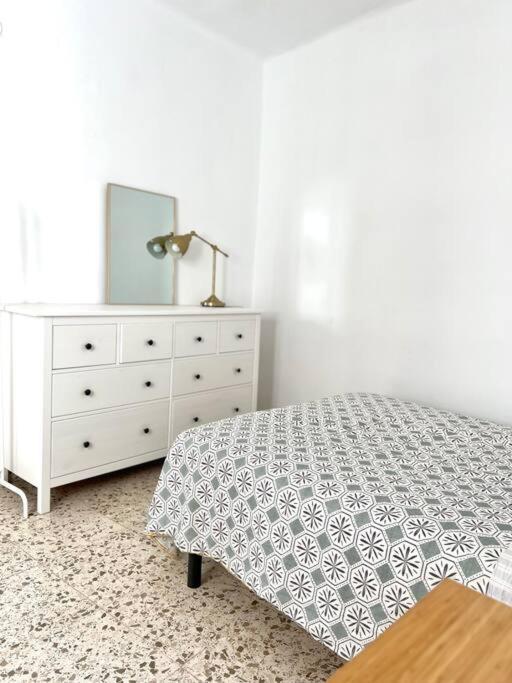 Velezvida Serna Esterno foto